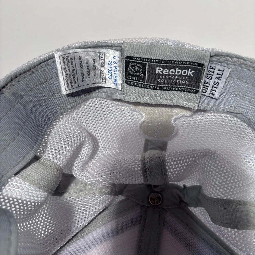 Vintage Reebok Boston Bruins Stanley Cup Mesh Cap OSFA - Picture 4 of 4